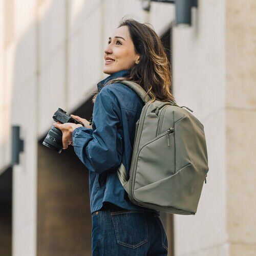 PGYTECH OneGo Lite Backpack 22L (Matte Black) – P‑CB‑355 Sırt Çantası