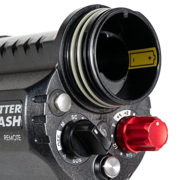 Backscatter Hybrid Flaş / Video Işığı (40 G/N + 5000 Lümen)