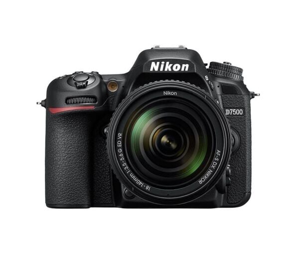 Nikon D7500+AF-S 18-140mm Lens Kit DSLR Fotoğraf Makinesi